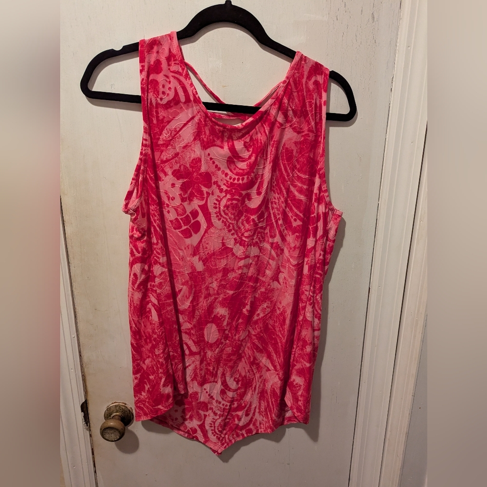 Amana Pink tie dye, patterned, textured, sleeveless blouse, size XXL